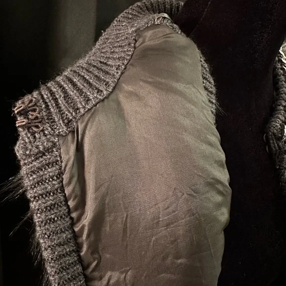 Michael Kors Sliver & Grey Faux Coyote Fur Vest - Picture 7 of 12